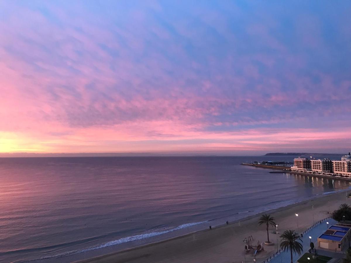 Ferienwohnung Apartamento Con Vistas Al Mar Primera Linea De Playa Del Postiguet Alicante Exterior foto